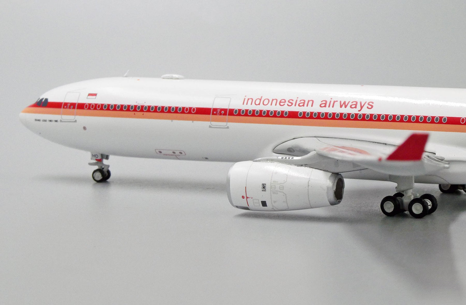 *1/400 Garuda Indonesia A330-300 "Retro Livery" JC Wings JC4GIA209