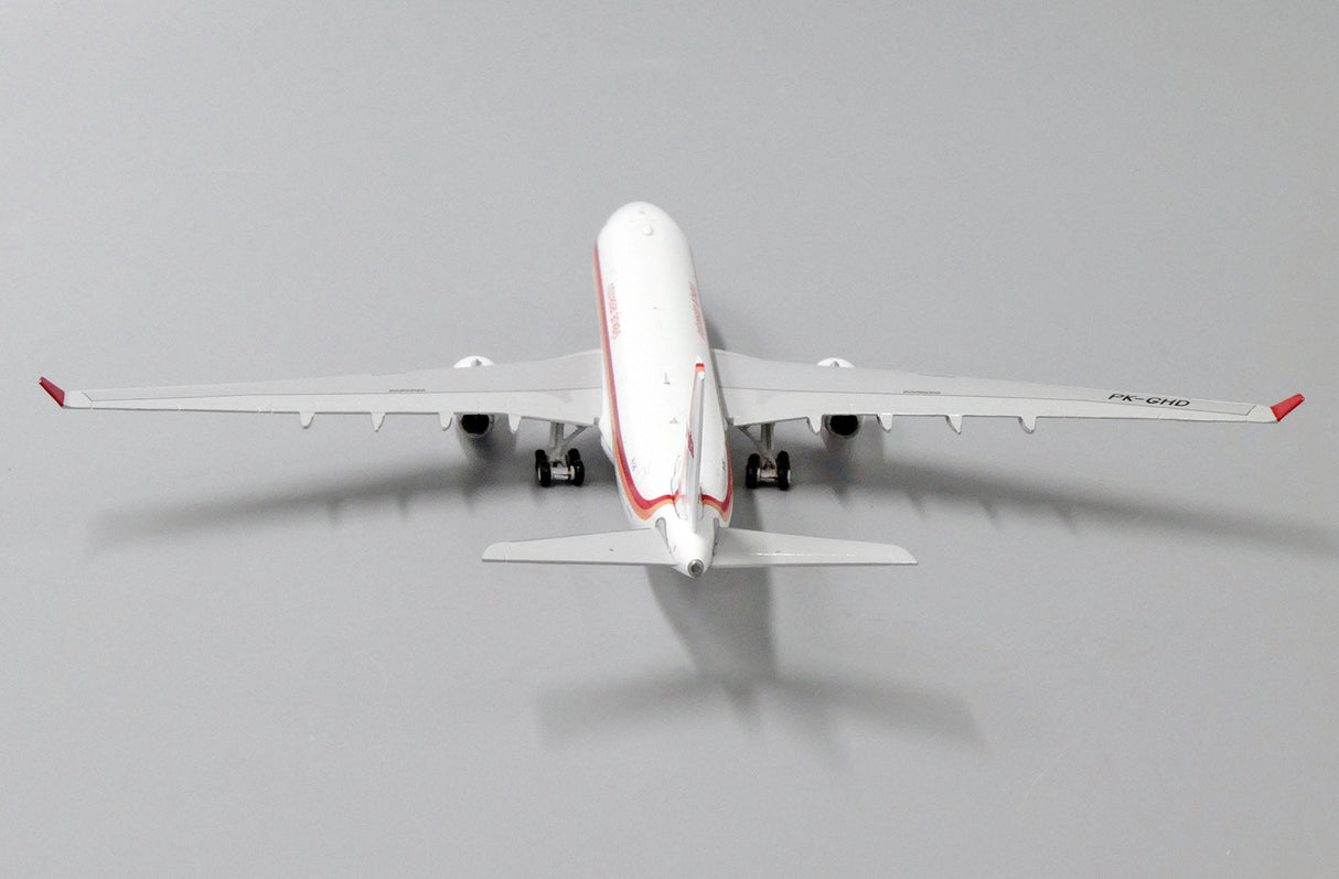 *1/400 Garuda Indonesia A330-300 "Retro Livery" JC Wings JC4GIA209