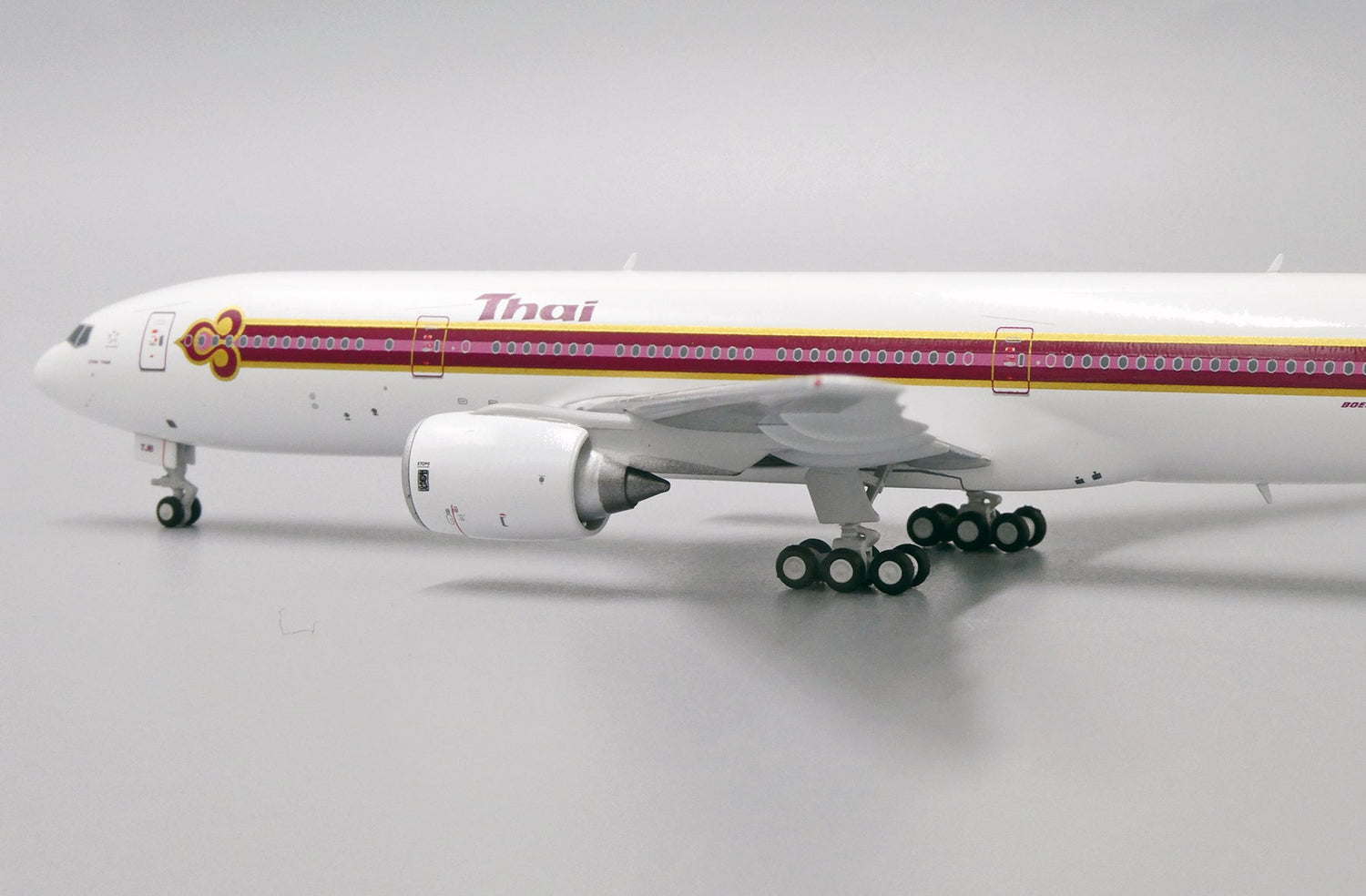 *1/400 Thai Airways B 777-200 JC Wings JC4THA881