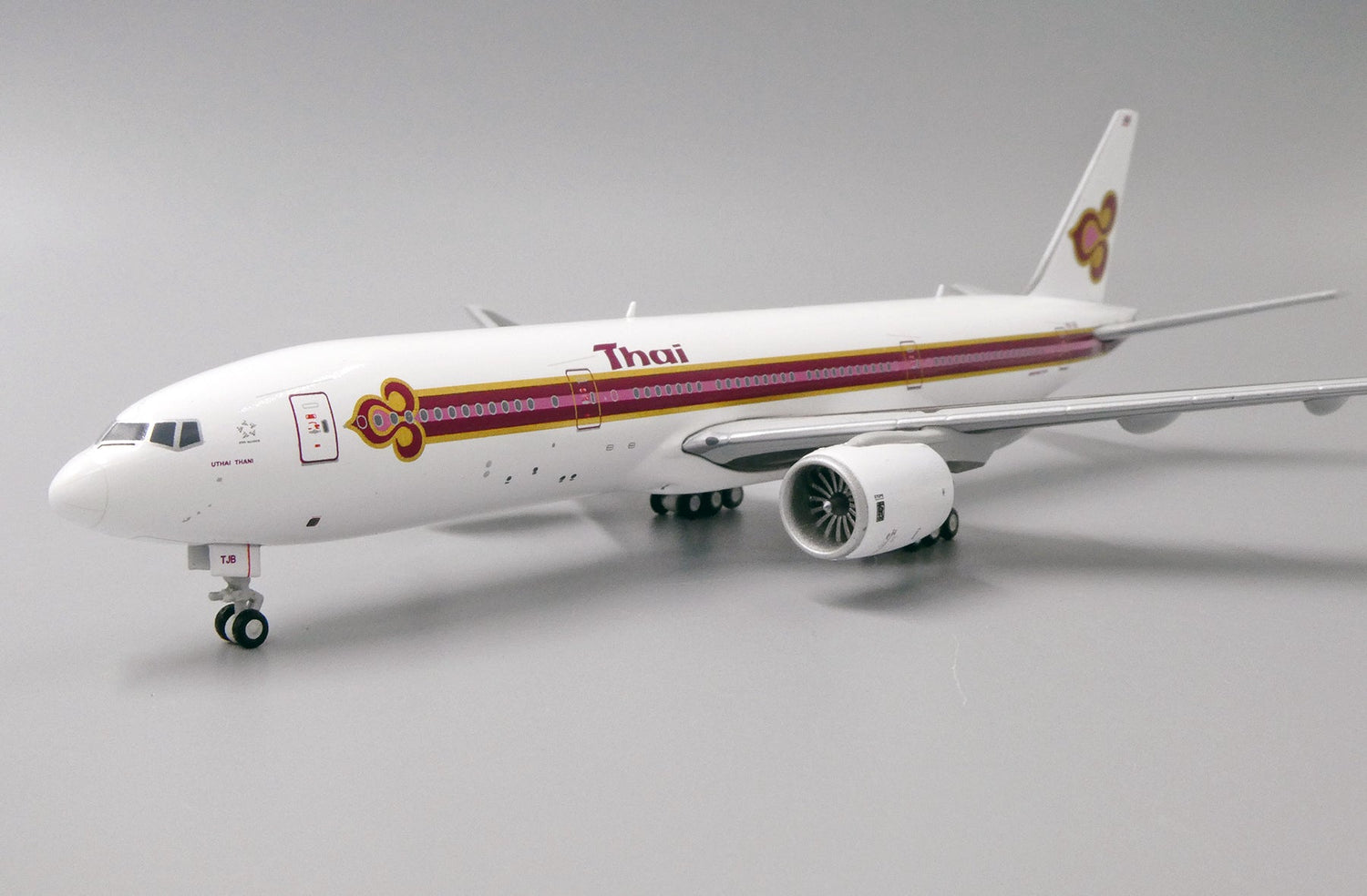 *1/400 Thai Airways B 777-200 JC Wings JC4THA881
