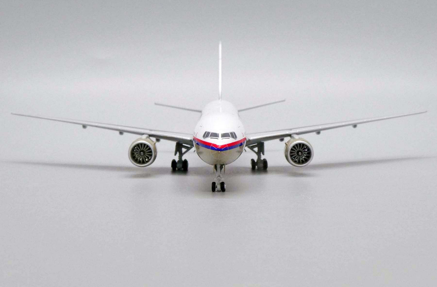 *1/400 Malaysia Airlines B 777-200ER "50 Years 1947-1997" JC Wings JC4MAS488