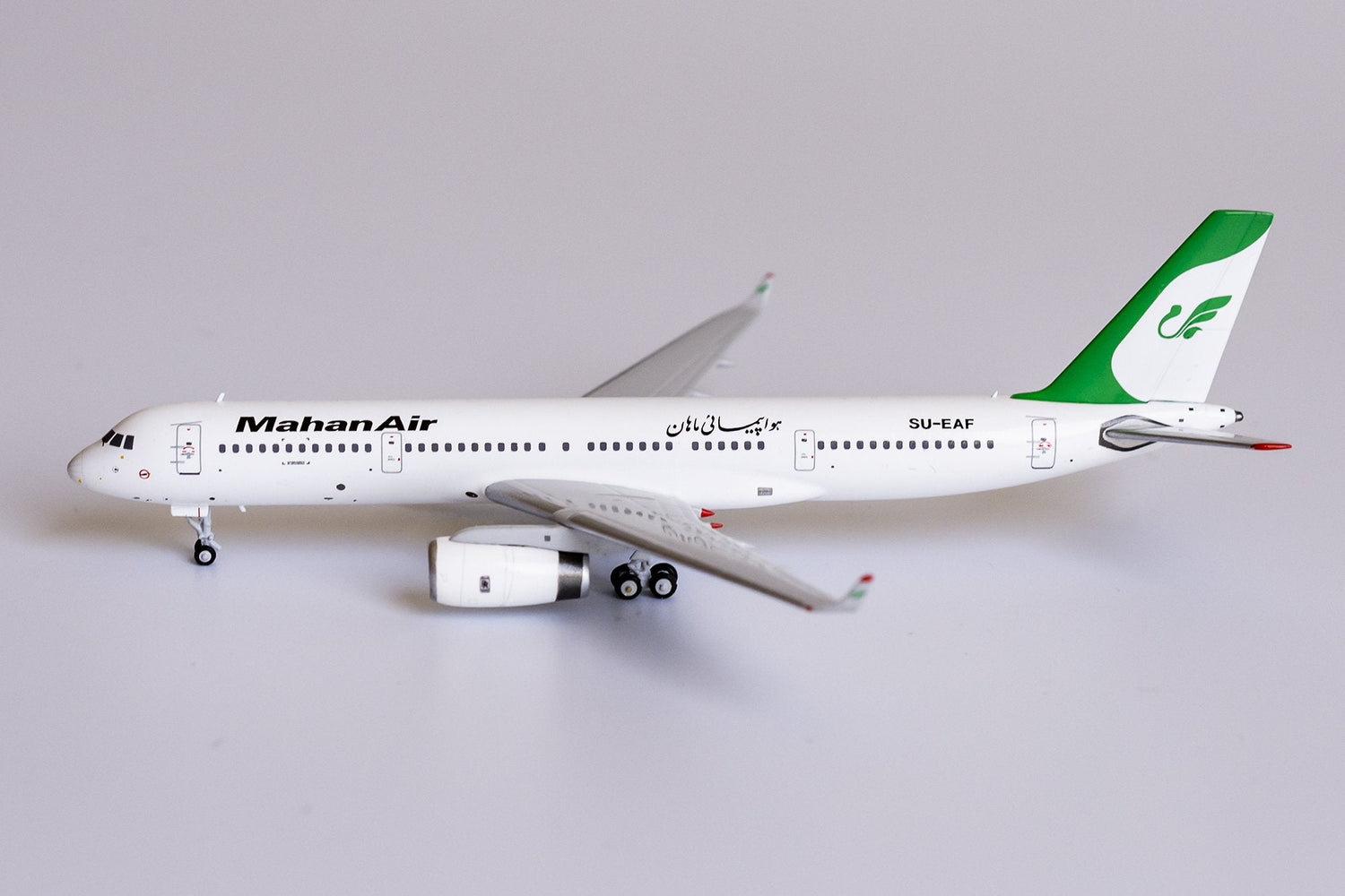 *1/400 Mahan Air Tu-204-120 NG Models 40003