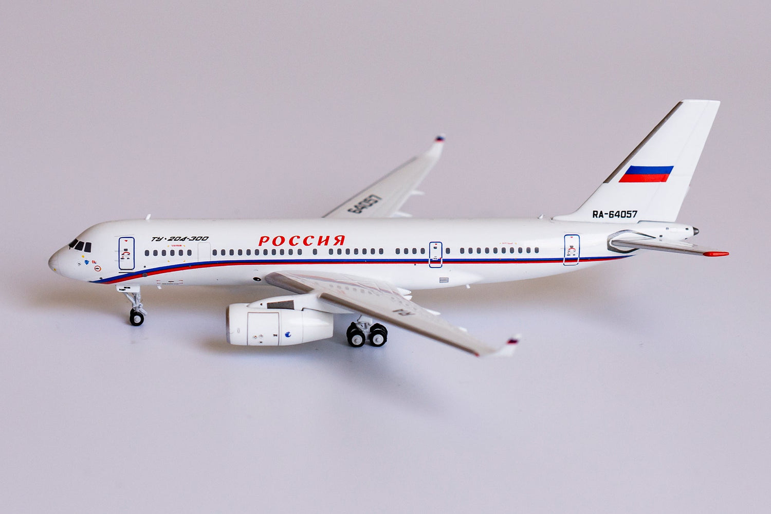 *1/400 Russia State Transport Company Tu-204-300 NG Models 41002