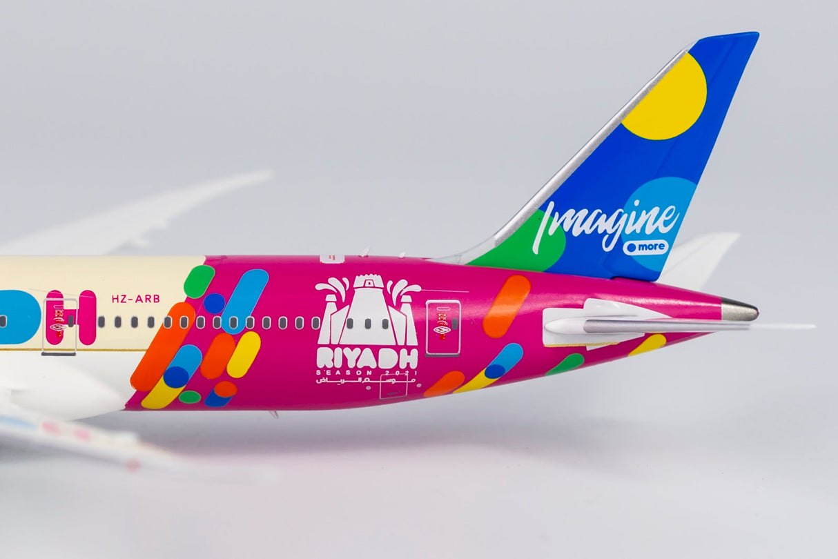 * 1/400 Saudi Arabian Airlines B 787-9 "Riyadh Season Livery" NG Models 55081