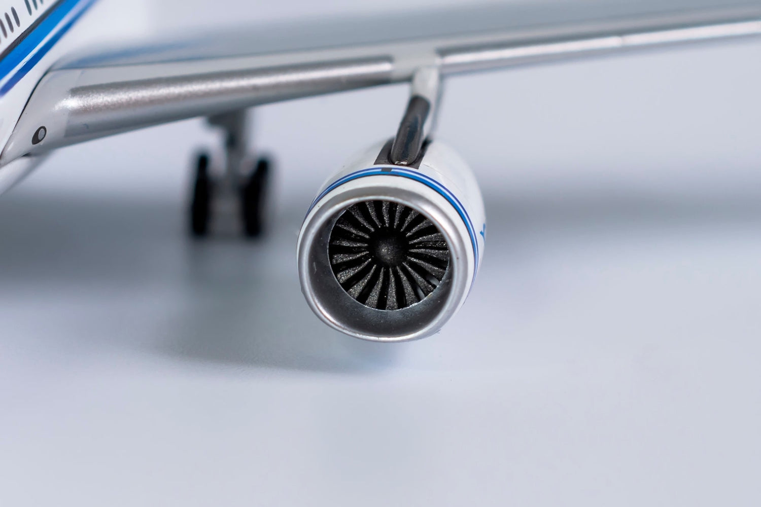 *1/400 Kuwait Airways A330-200 NG Models 61039