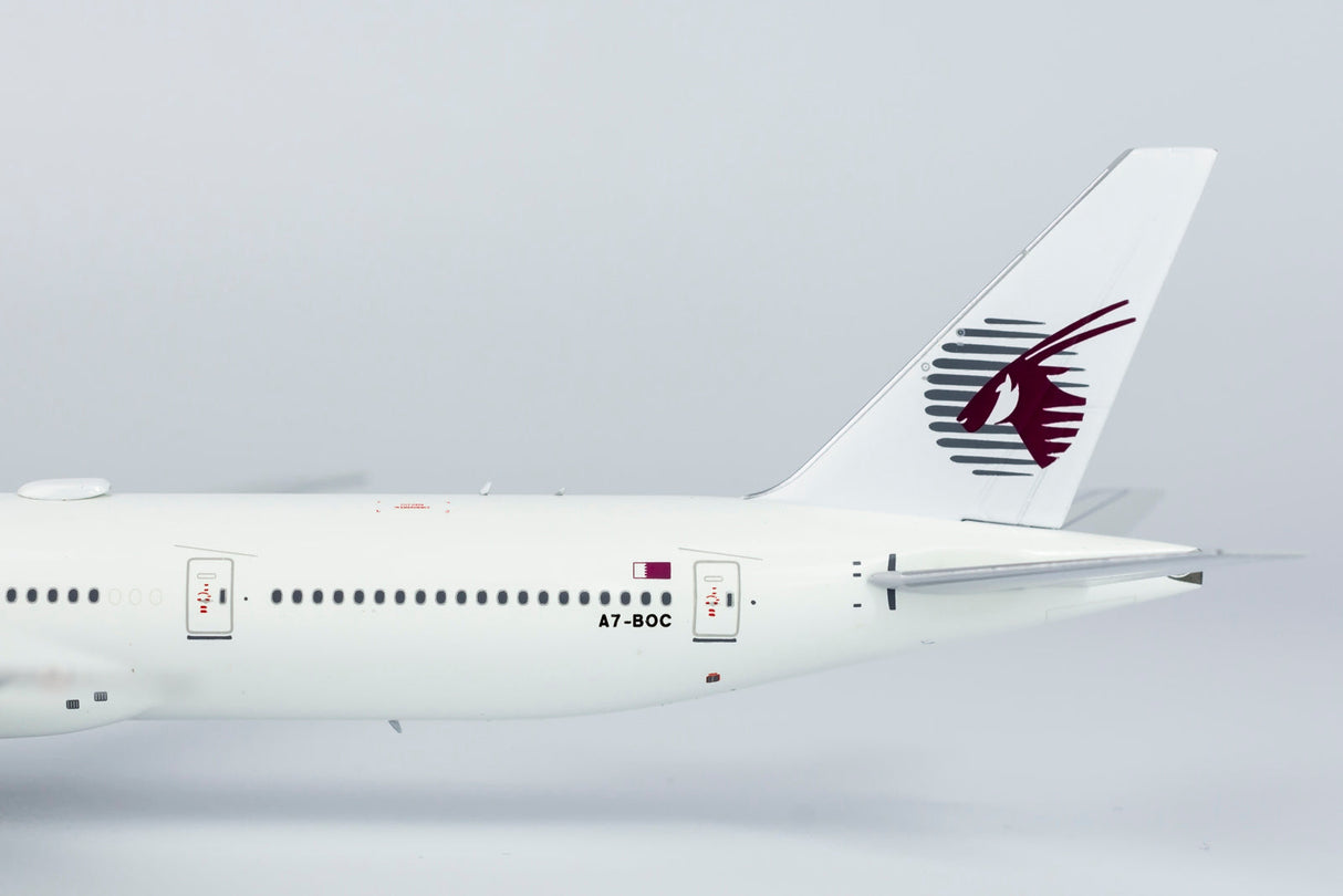 * 1/400 Qatar Airways B 777-300ER "Retro Livery" NG Models 73017