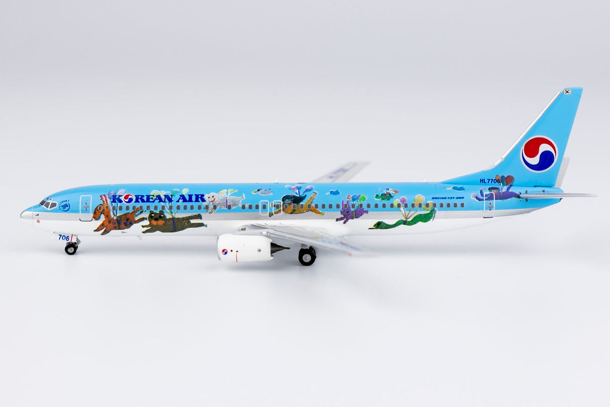 *1/400 Korean Air B 737-900 "Children's day" NG Models 79018