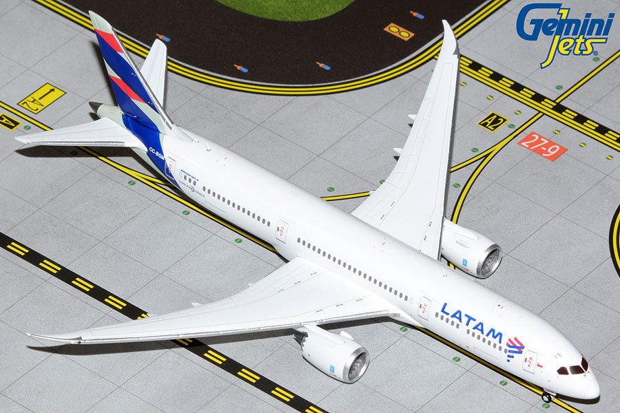 *1/400 LATAM Airlines B 787-9 Gemini Jets GJLAN2079