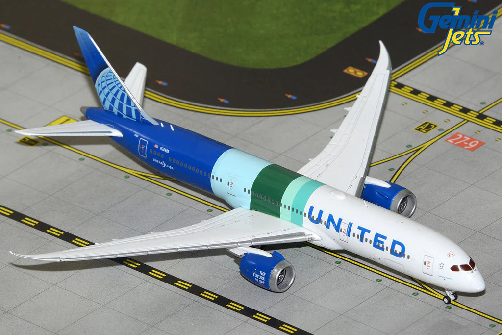 1/400 United Airlines Boeing 787-9 "The Future is SAF" N24988 GeminiJets GJUAL2333