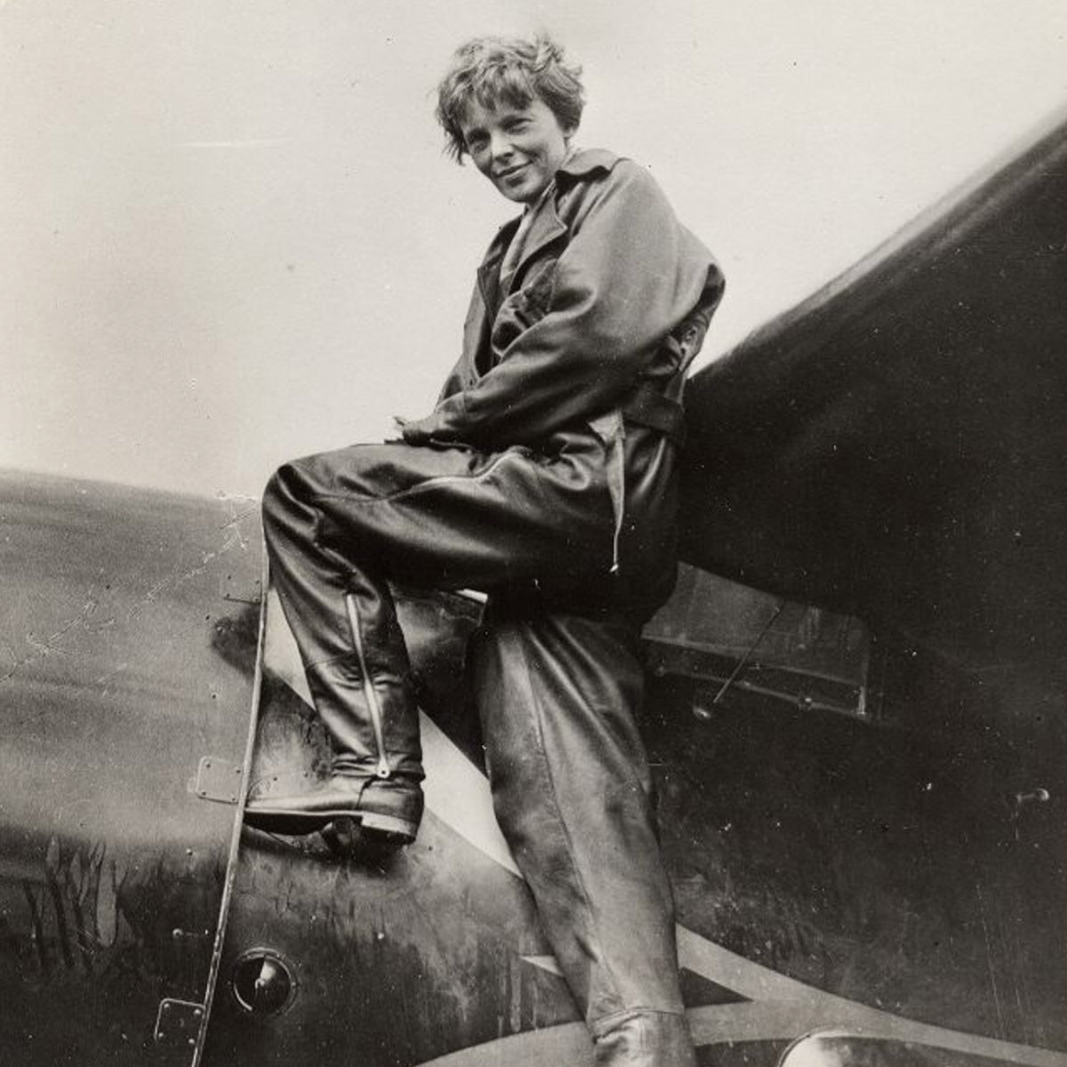 Amelia Earhart Vega 5B Red Fabric