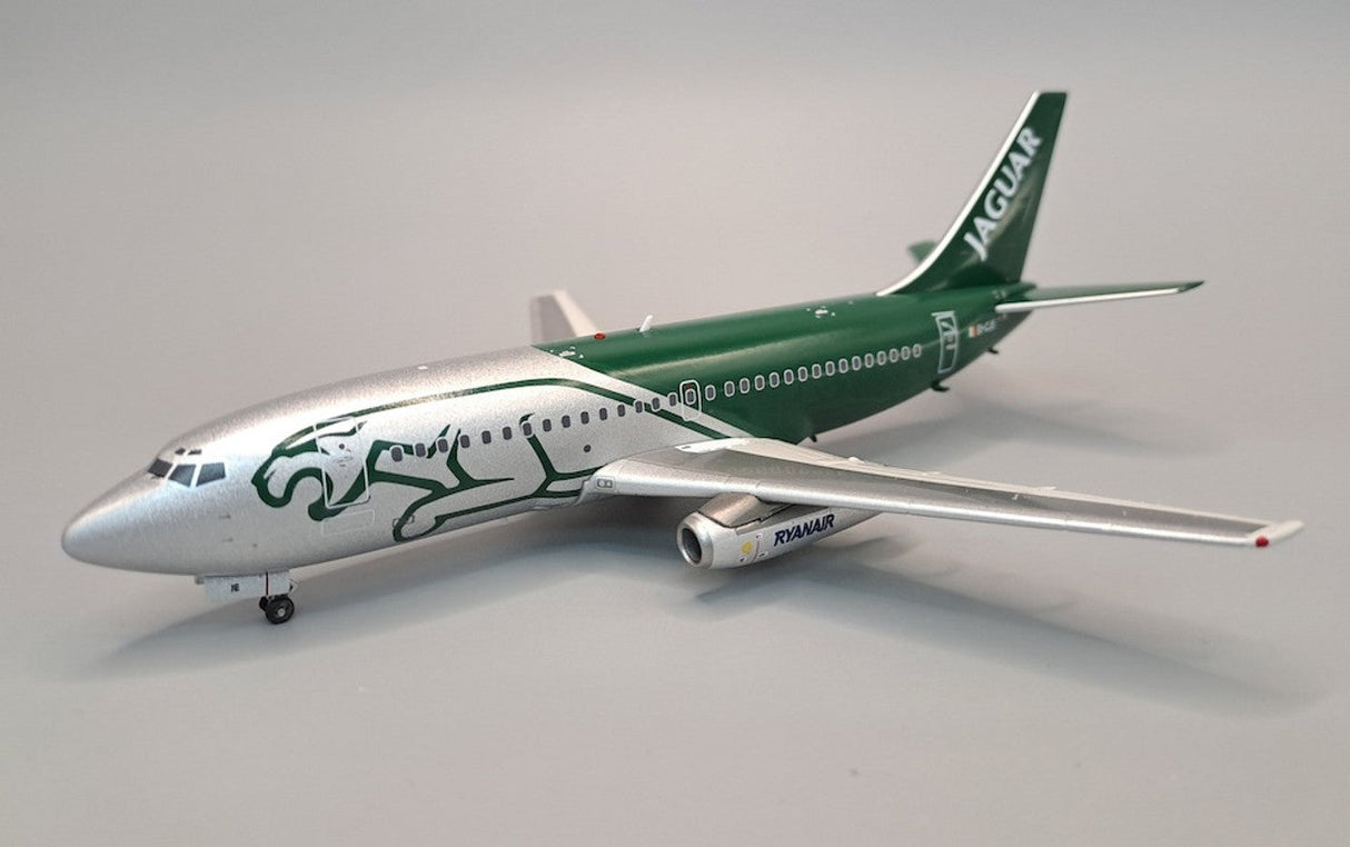 * 1/200 Ryanair Jaguar 737-204/Adv EI-CJE JF-737-2-007 Inflight200