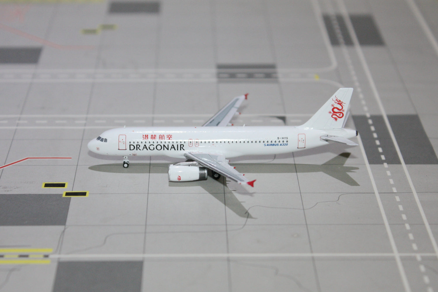 *1/400 Dragonair A320 “Last Landing in Kai Tak” Miniature Models M4KA320A