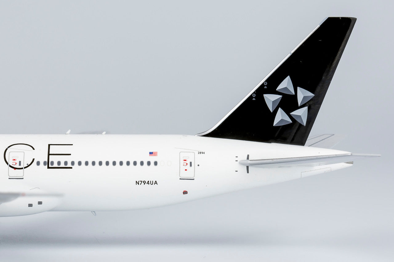 1:400 NG 72022 United Airlines 777-200ER N794UA (Star Alliance)