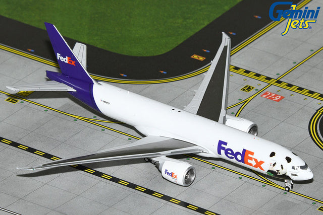 *1/400 FedEx Express B777F "FedEx Panda Express" N886FD GJFDX2263