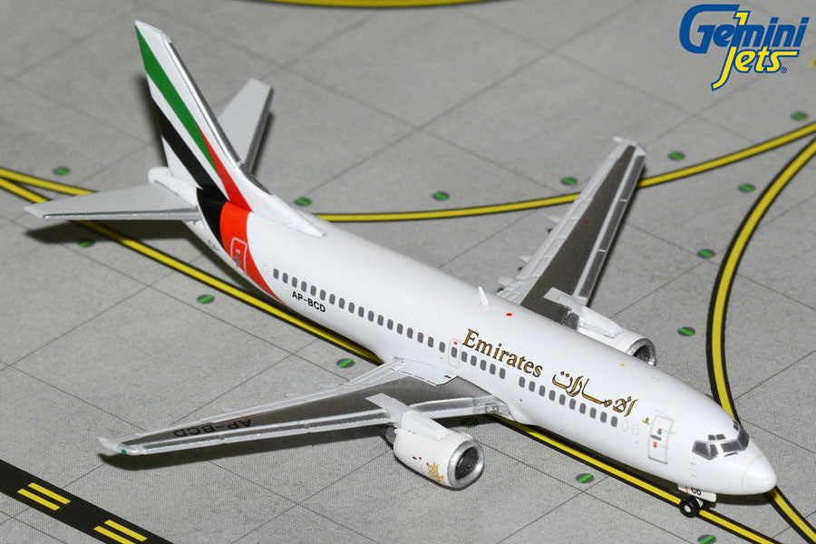 *1/400 Emirates B 737-300 AP-BCD Gemini Jets GJUAE2232